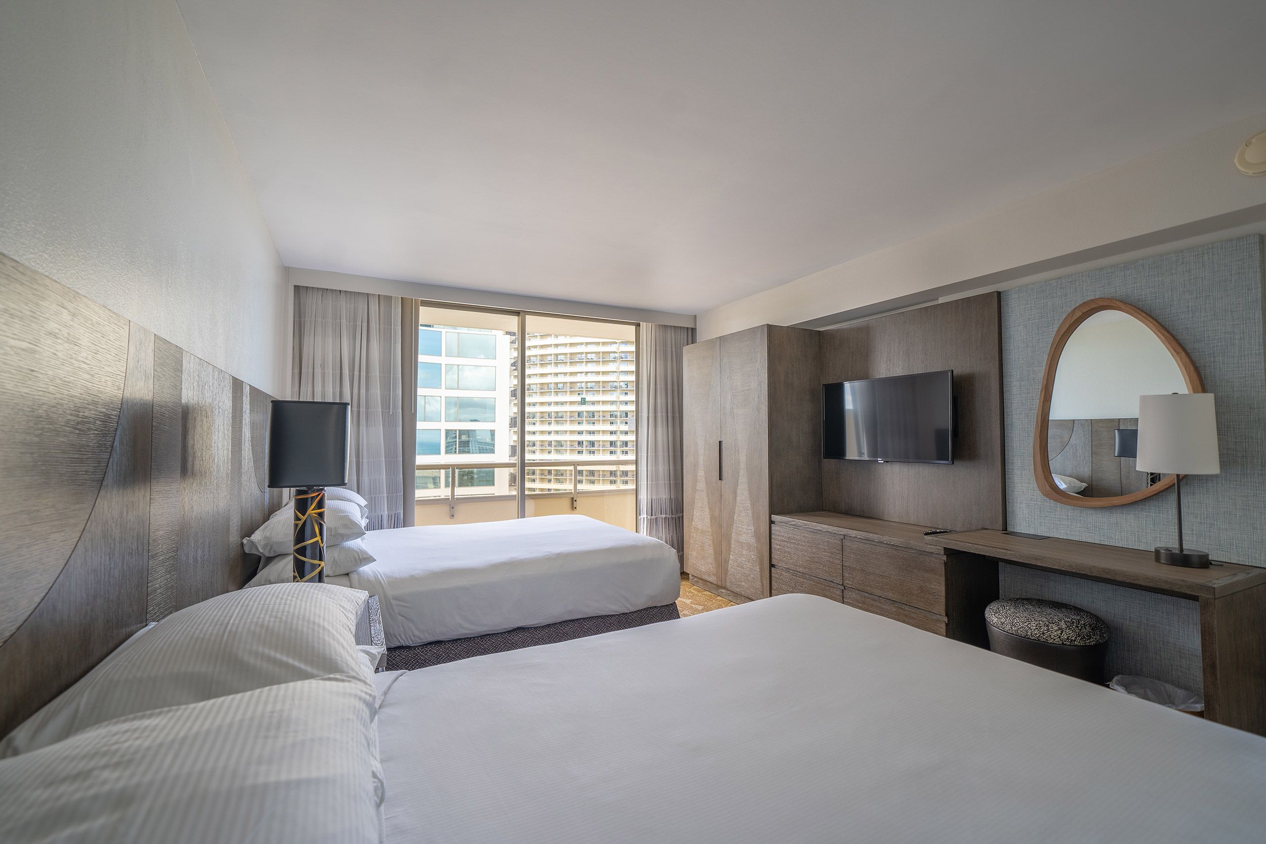 Embassy Suites Waikiki Beach Walk